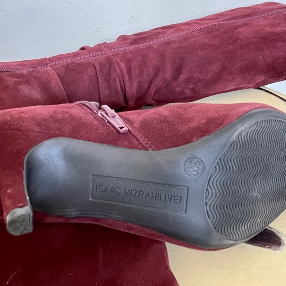 Isaac Mizrahi ladies suede slouch heel boots. Wine size 6 - Picture 11 of 13